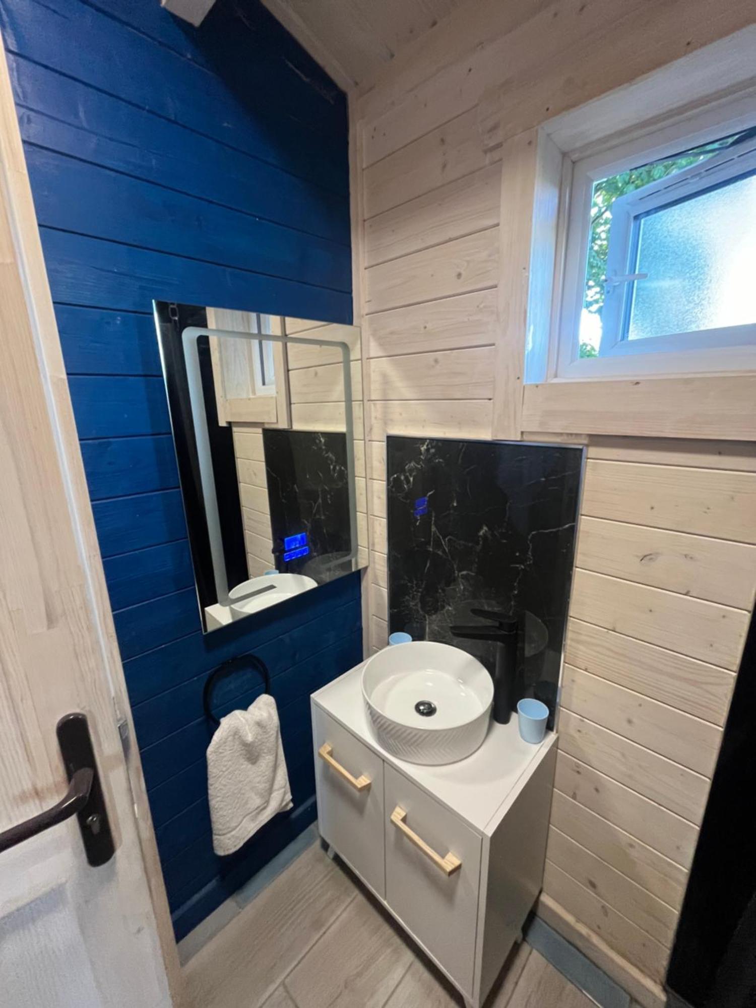 West Wicklow 5 Person Cabin Baltinglass 外观 照片