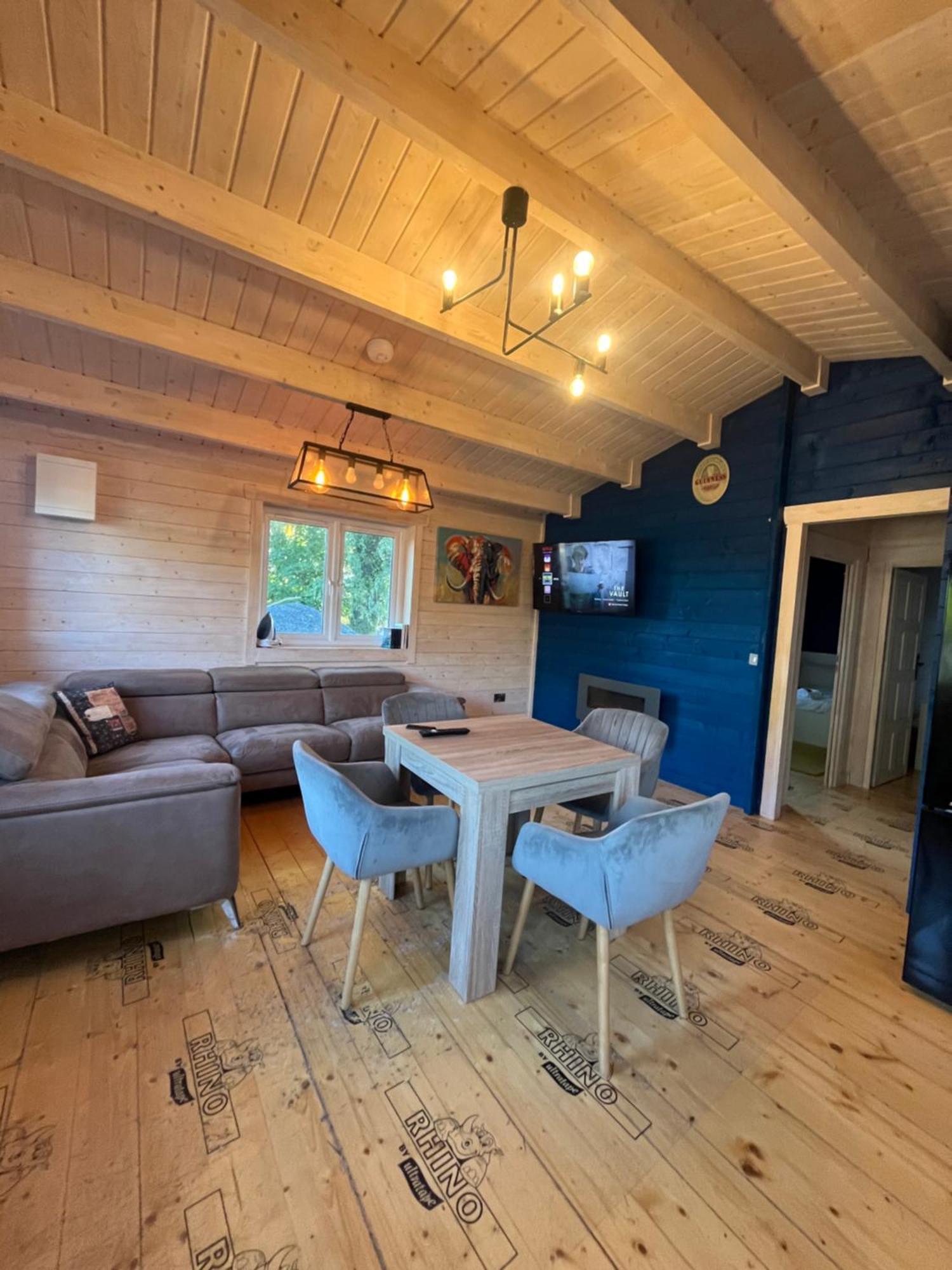 West Wicklow 5 Person Cabin Baltinglass 外观 照片